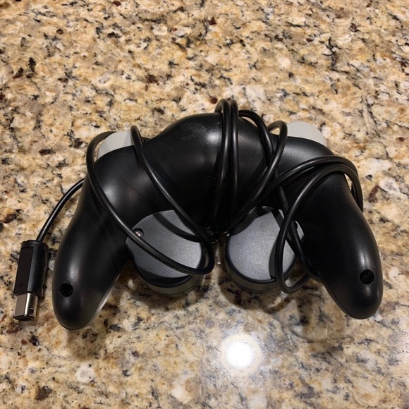 Nintendo Black GameCube Controller - Picture 2 of 2